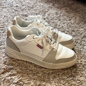 Levi's Men's White and Tan Sneakers